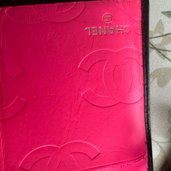 CHANEL CC Quilted Matelasse Cambon Wallet with Chain / WOC / Crossbody - Picture 4 of 12